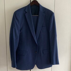 Calvin Klein Deep Blue Suit 40R Jacket, 34wx30L